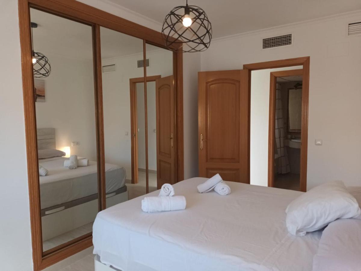 Torrequebrada Del Mar Holidays Беналмадена Екстериор снимка
